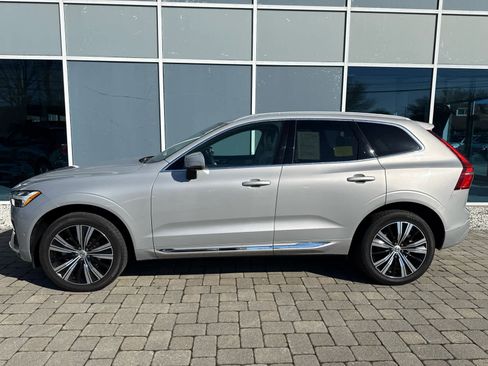 Used 2023 Volvo XC60 B5 Plus w/ Protection Package Premier AWD/4WD image 12
