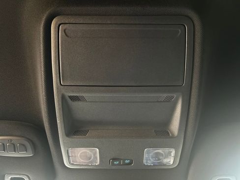 Used 2025 Ford Mustang GT Premium image 16