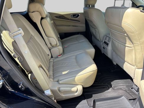 Used 2019 INFINITI QX60 Luxe w/ Essential Package AWD/4WD image 16
