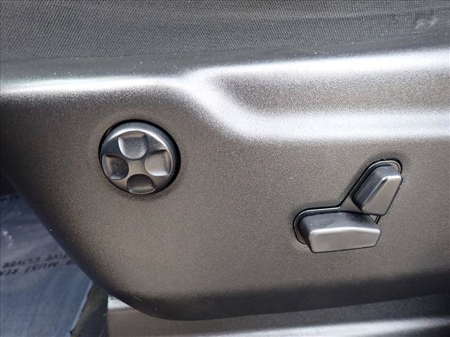 Used 2019 Jeep Grand Cherokee Laredo AWD/4WD image 12