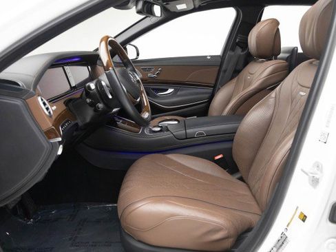 Used 2016 Mercedes-Benz Maybach S 600 image 18