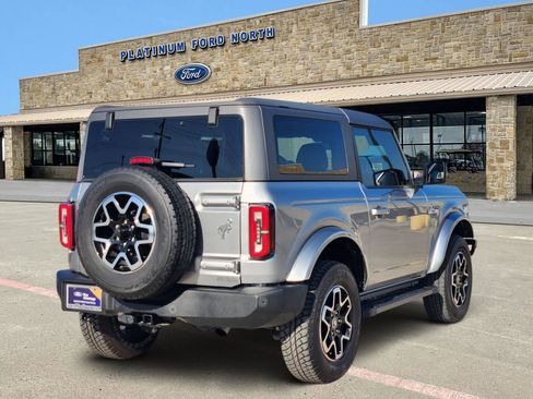 Used 2022 Ford Bronco Outer Banks image 5