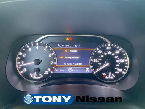 Used 2023 Nissan Frontier SV w/ Technology Package AWD/4WD image 15