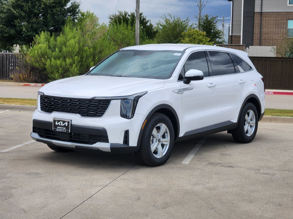 New 2026 Kia Sorento LX FWD image 2