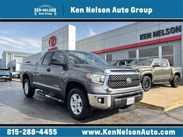 Used 2019 Toyota Tundra SR5 w/ Convenience Package AWD/4WD image 1