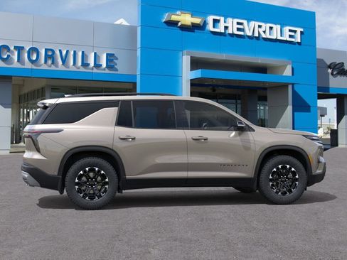 New 2027 Chevrolet Traverse Z71 AWD/4WD image 3