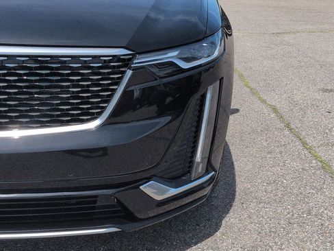 Used 2023 Cadillac XT6 Premium Luxury AWD/4WD image 10