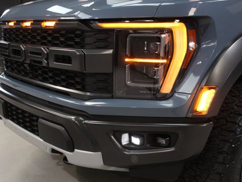 Used 2023 Ford F150 Raptor w/ Raptor Carbon Fiber Package AWD/4WD image 7