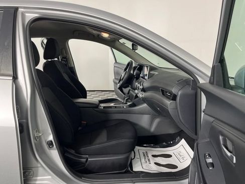 Used 2023 Nissan Sentra SV FWD image 39