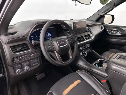 Used 2024 GMC Yukon AT4 AWD/4WD image 21