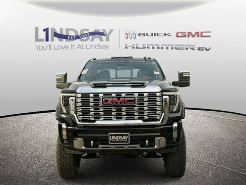 New 2026 GMC Sierra 2500 Denali w/ Denali Reserve Package AWD/4WD image 6