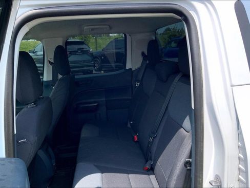 Used 2023 Ford Maverick XL FWD image 11