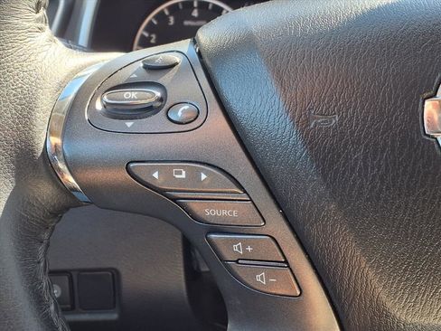 Used 2019 Nissan Murano Platinum image 16