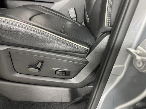 Used 2024 RAM 2500 Limited image 25