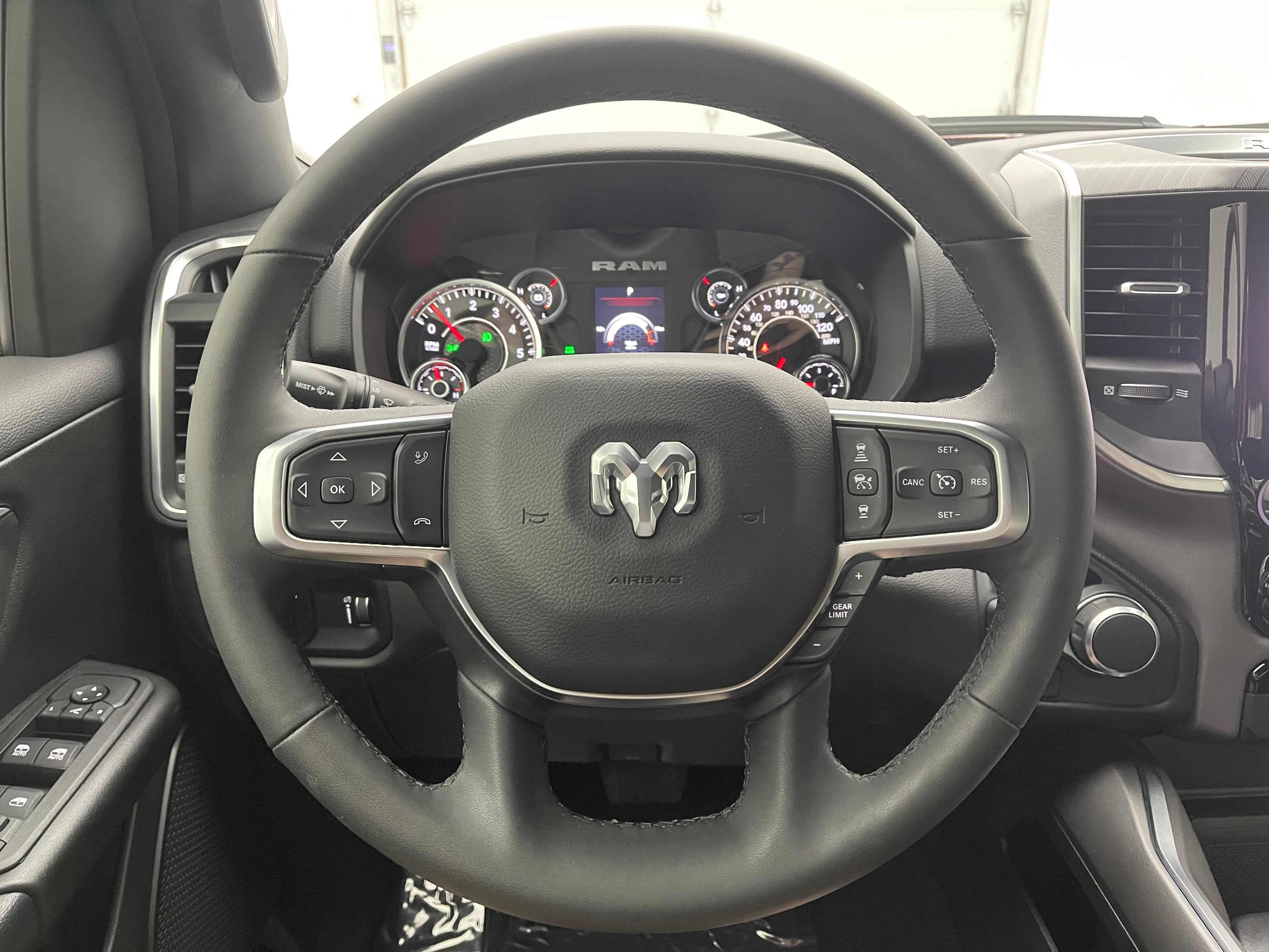 Used 2025 RAM 1500 Big Horn AWD/4WD image 18