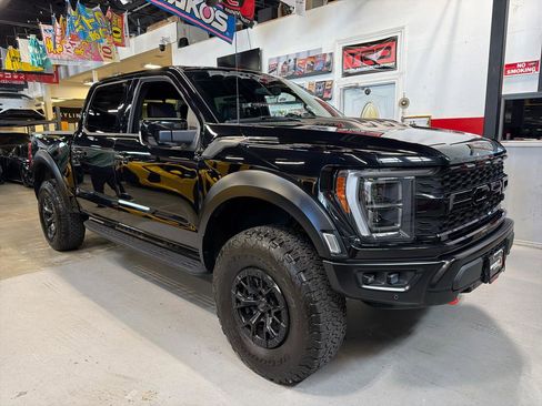 Used 2023 Ford F150 Raptor w/ Equipment Group 802A Raptor R AWD/4WD image 3