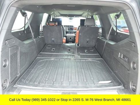 Used 2024 GMC Yukon XL Denali Ultimate w/ LPO, Floor Liner Package AWD/4WD image 25