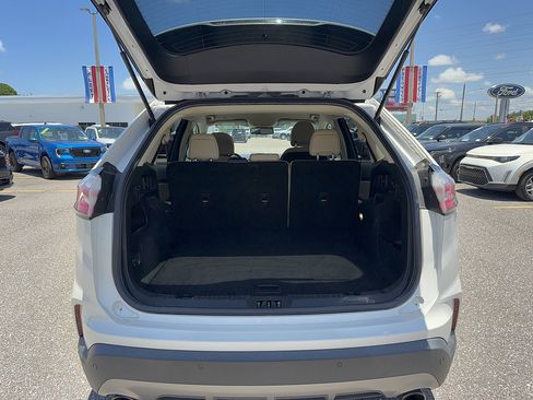 Certified 2019 Ford Edge SEL w/ Equipment Group 201A AWD/4WD image 7