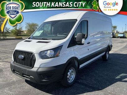 New 2025 Ford Transit 250 148 Medium Roof w/ Load Area Protection Package