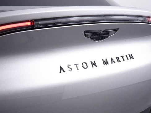 Used 2025 Aston Martin DBX 707 image 36