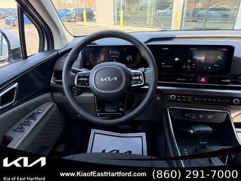 New 2026 Kia Carnival LX FWD image 23