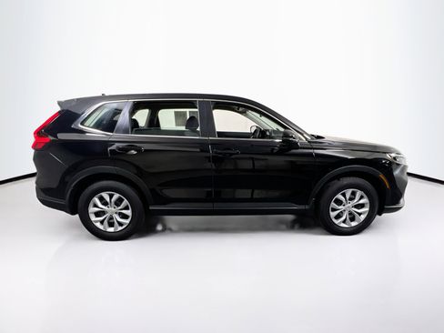 Used 2023 Honda CR-V LX image 4