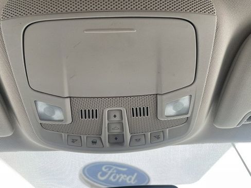 Used 2015 Ford Fusion SE image 27