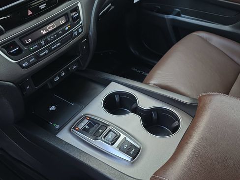 Certified 2025 Honda Ridgeline RTL image 24