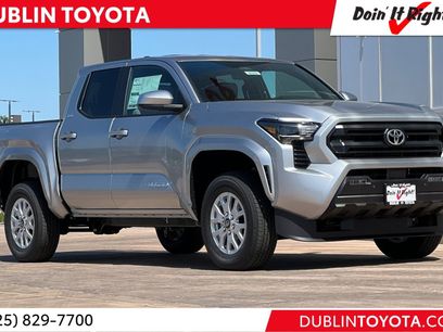 New 2025 Toyota Tacoma SR5