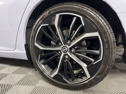 New 2025 Nissan Altima 2.5 SR image 13