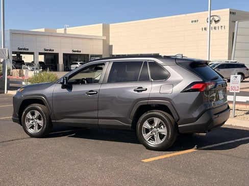 Used 2024 Toyota RAV4 XLE w/ Convenience Package FWD image 4