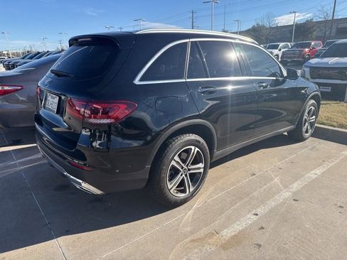 Used 2022 Mercedes-Benz GLC 300 image 3