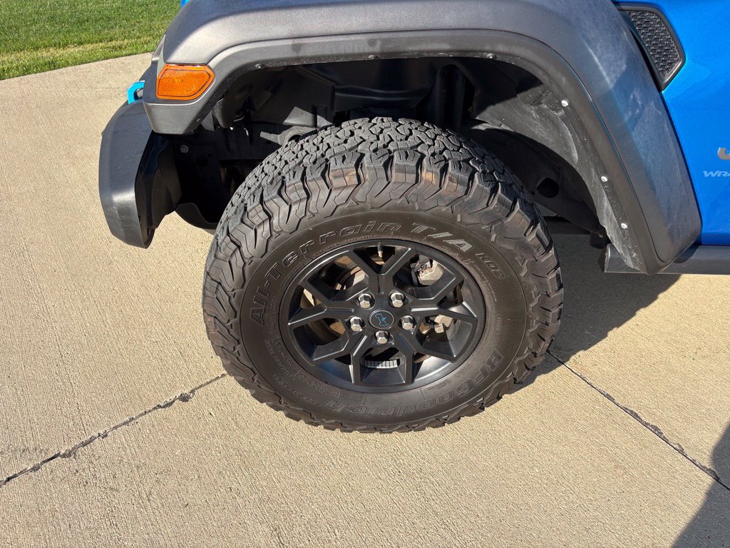 Used 2024 Jeep Wrangler Unlimited AWD/4WD image 27