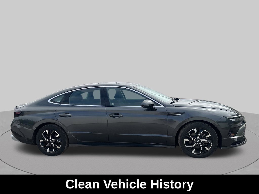 Used 2025 Hyundai Sonata SEL FWD image 7