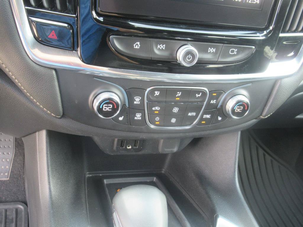 Certified 2023 Chevrolet Traverse LT FWD image 23