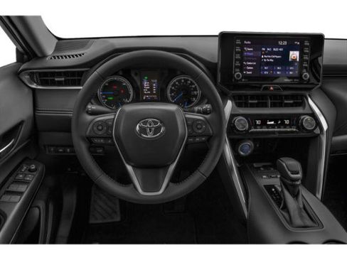 Used 2021 Toyota Venza LE w/ Carpet Mat Package (TMS) AWD/4WD image 7