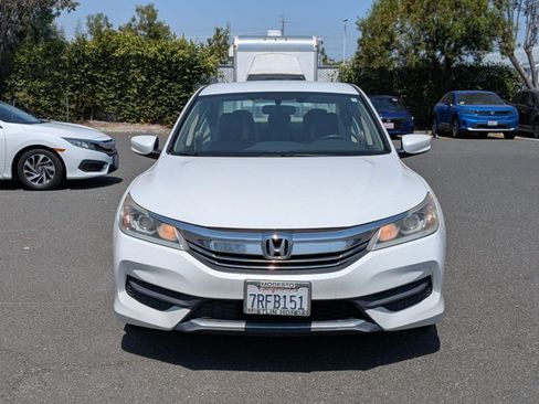 Used 2016 Honda Accord LX image 2