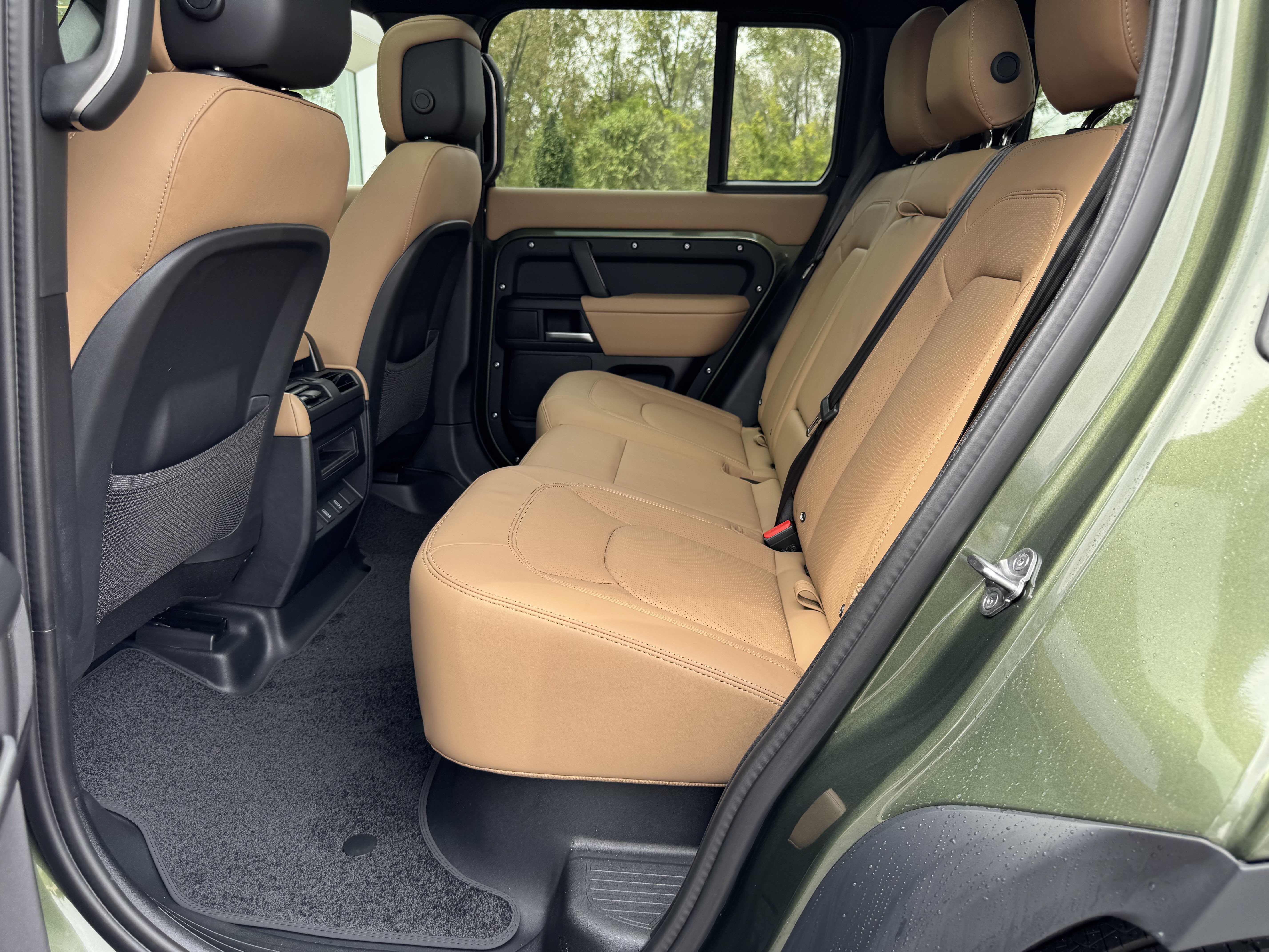 New 2026 Land Rover Defender 110 S AWD/4WD image 5