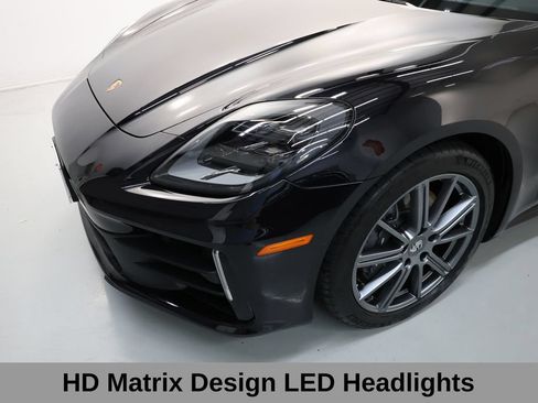 Used 2025 Porsche Panamera image 47