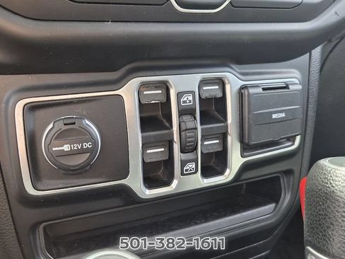 Used 2020 Jeep Gladiator Sport w/ Quick Order Package 24S AWD/4WD image 23