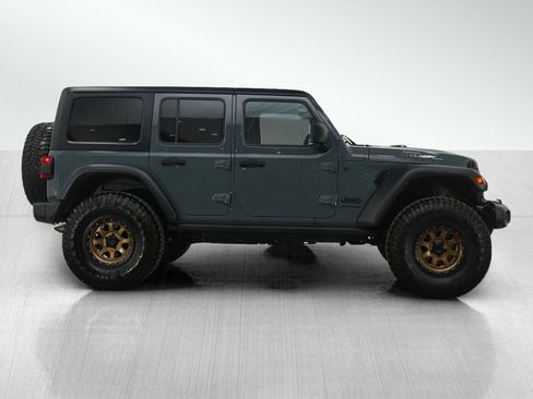 Used 2024 Jeep Wrangler Willys image 6