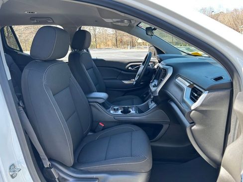 Certified 2023 GMC Acadia SLE w/ Driver Convenience Package image 50