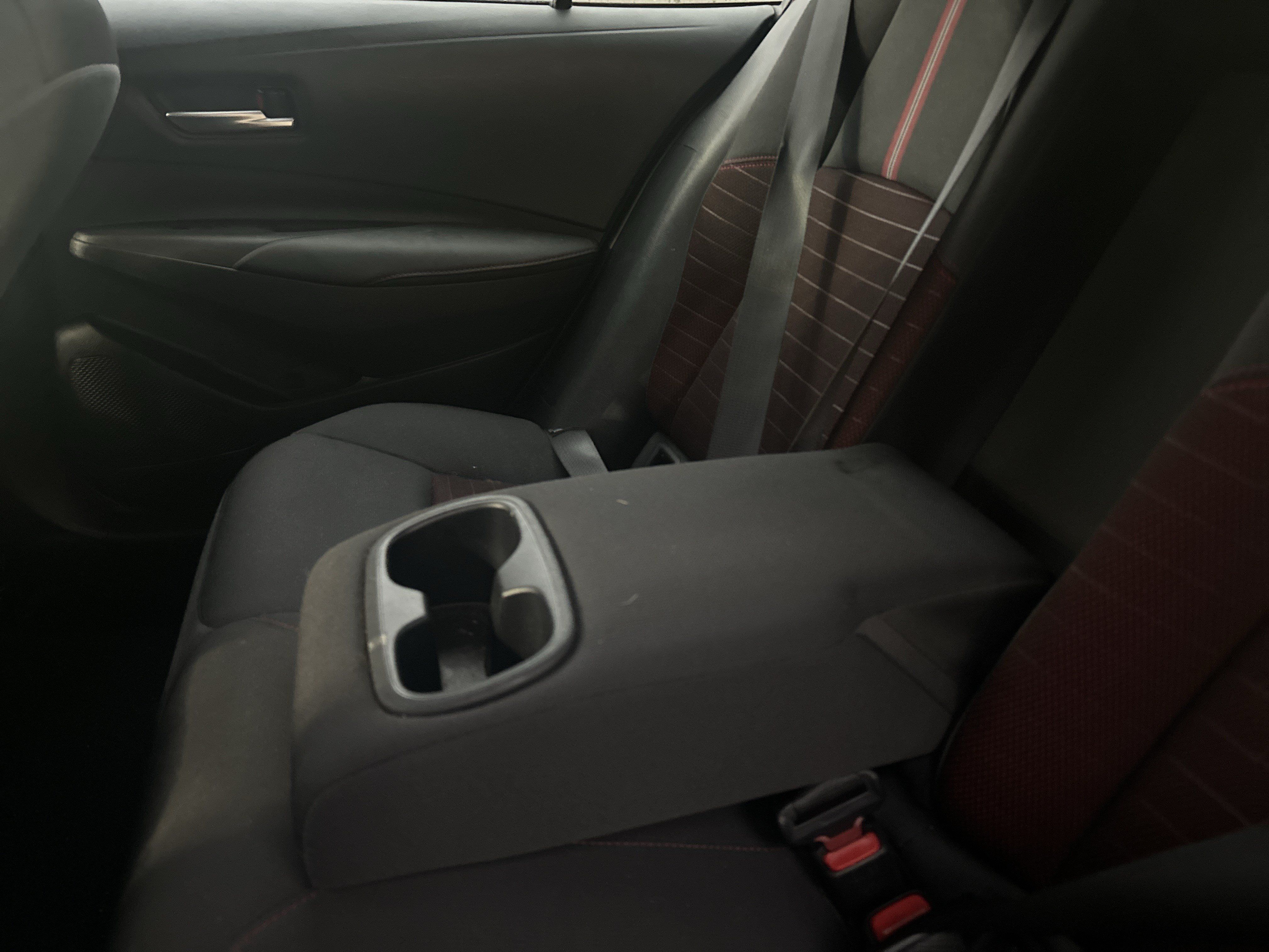 Used 2025 Toyota Corolla SE FWD image 37