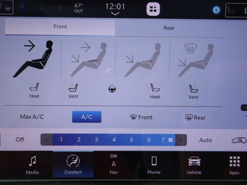 Used 2025 Chrysler Pacifica Pinnacle FWD image 23