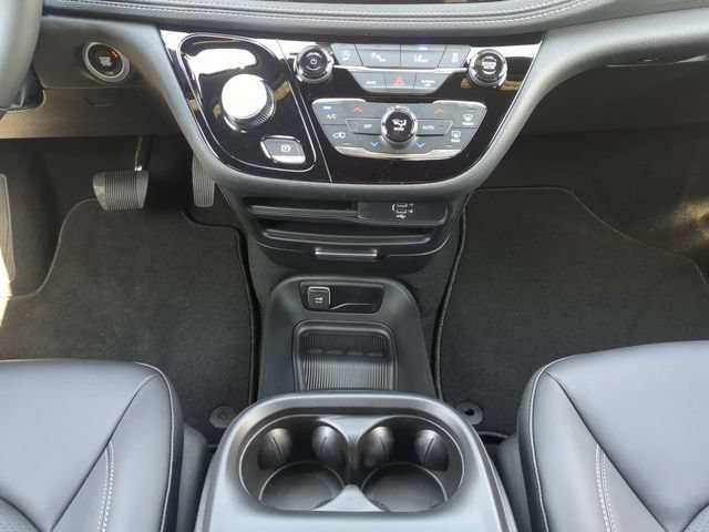 New 2026 Chrysler Pacifica Select FWD image 23