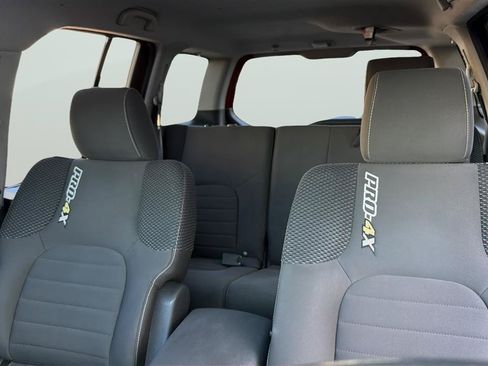 Used 2013 Nissan Xterra PRO-4X AWD/4WD image 30