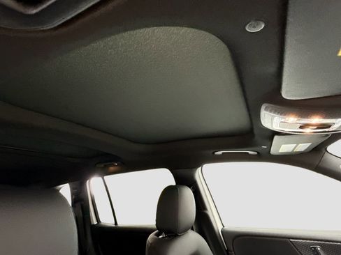 New 2026 Mercedes-Benz GLB 250 image 16