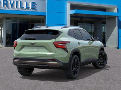 New 2026 Chevrolet Trax ACTIV FWD image 4