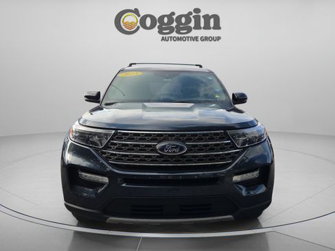 Used 2023 Ford Explorer King Ranch w/ Premium Technology Package AWD/4WD image 8