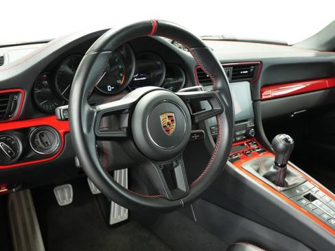 Used 2019 Porsche 911 Speedster image 4